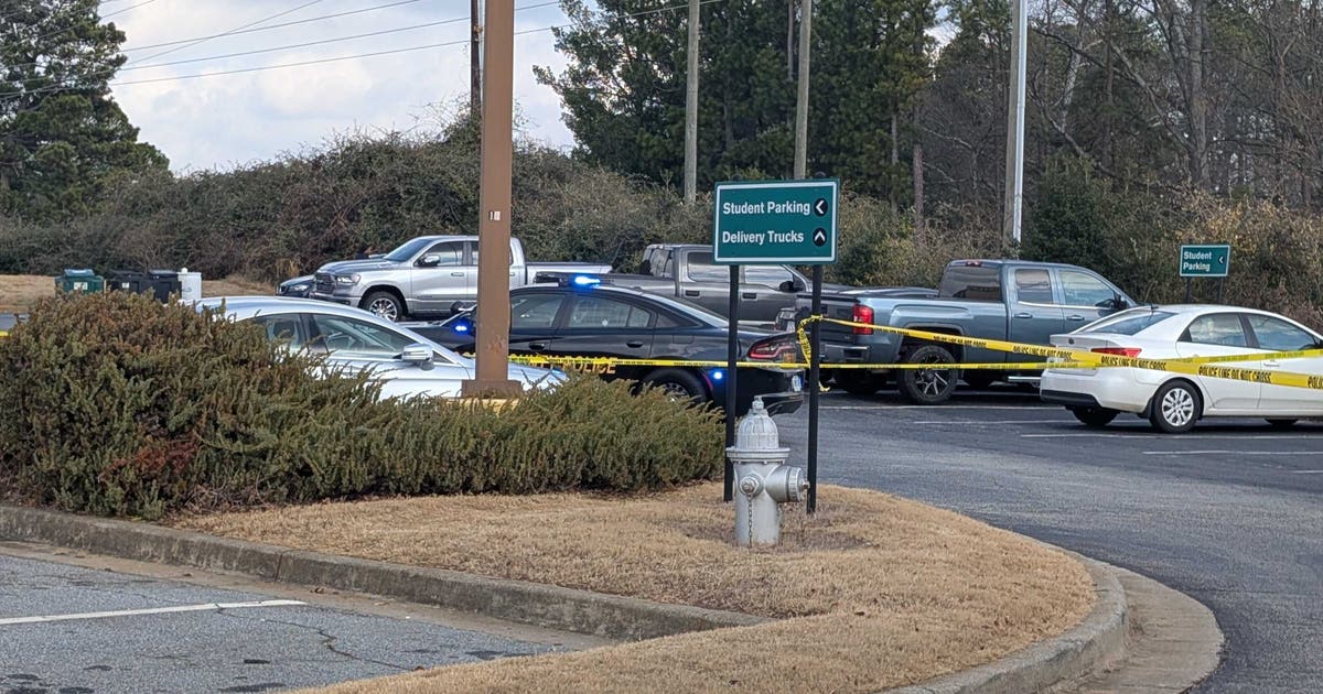 Windy Hill Road deadly shooting: 1 charged in death of 21-year-old man ...