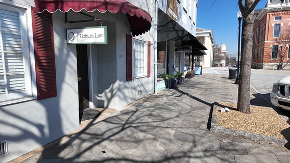 Lawyer on Covington square faces Bar complaints, criminal indictment, angry ex-clients