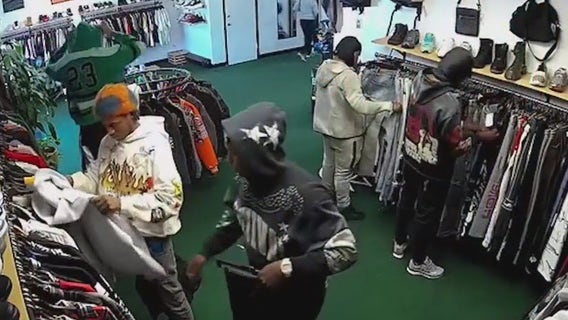 Fulton County clothing store asks customers not to steal from them