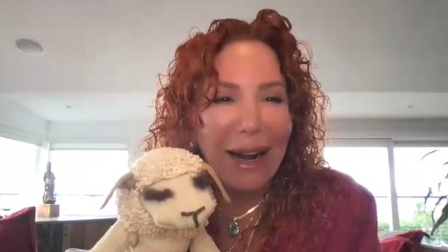 Puppet icon Lamb Chop brings 'After Dark' show to Atlanta