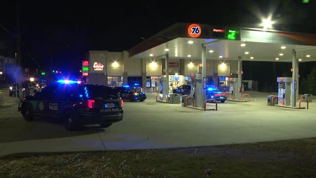 16-year-old shot at NW Atlanta gas station, no suspect arrested