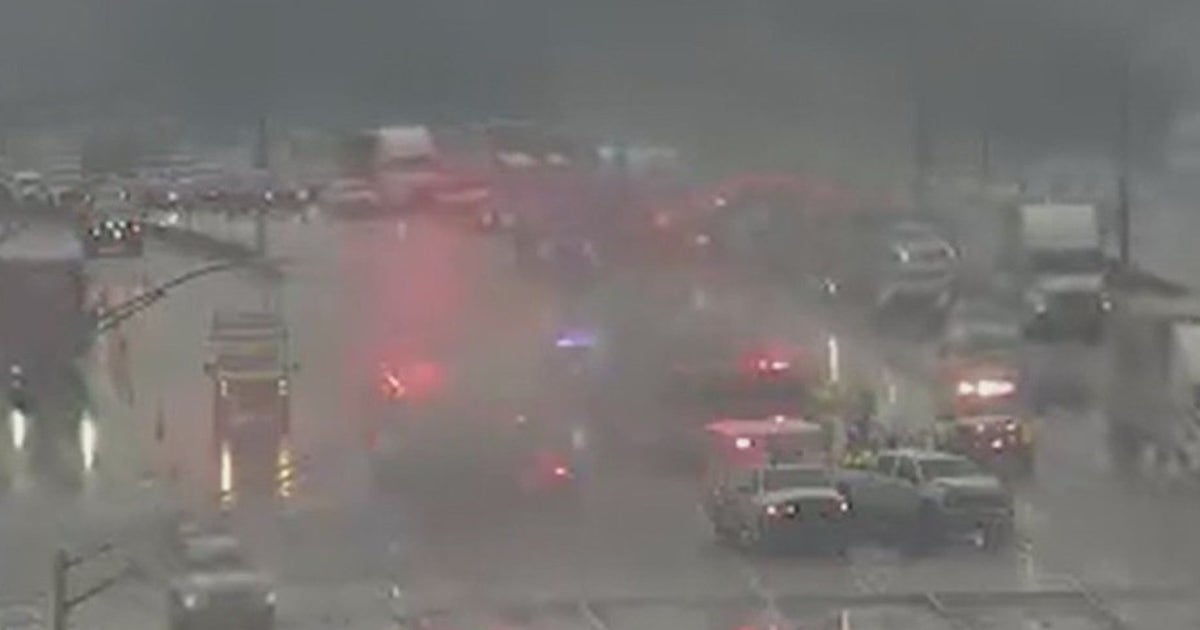 Driver killed in 2-vehicle crash on I-75 near Cleveland Avenue | FOX 5 ...