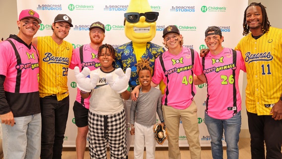 Savannah Bananas, Party Animals visit patients at Children's Healthcare