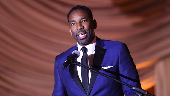 Atlanta Mayor Andre Dickens launches his re-election campaign