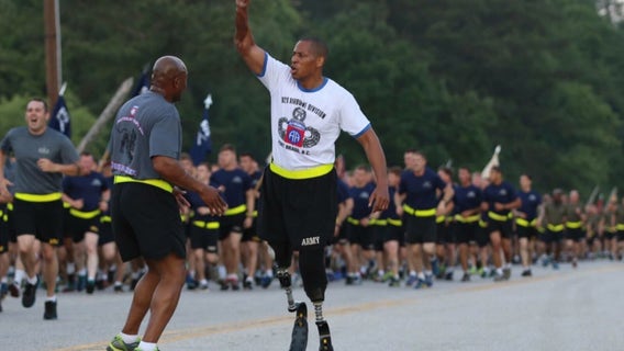 Metro Atlanta double-amputee veteran running marathons around the world