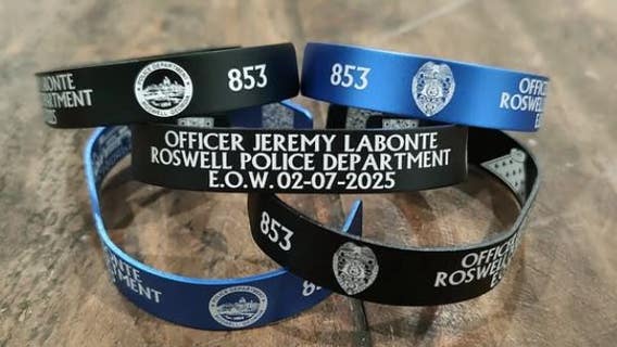 Bracelets to honor fallen Roswell police officer available for purchase