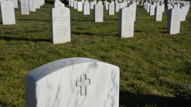 Warning issued after widow of Georgia veteran targeted by scammers