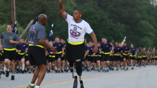 Metro Atlanta double-amputee veteran running marathons around the world