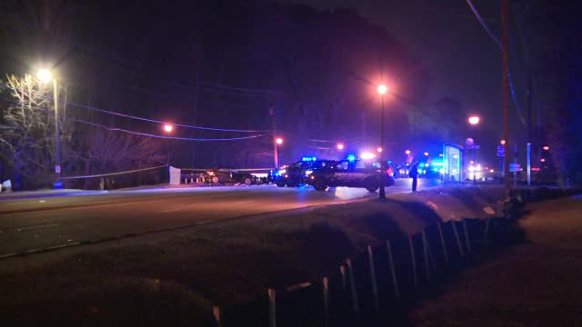 DeKalb County police investigating deadly crash on Memorial Drive