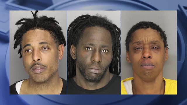 Masked gunman threatens Marietta store owner's life over iPhones, cash