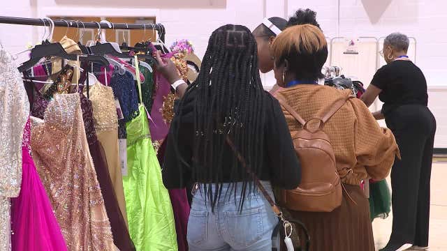 Clayton County nonprofit hosts free prom dress giveaway