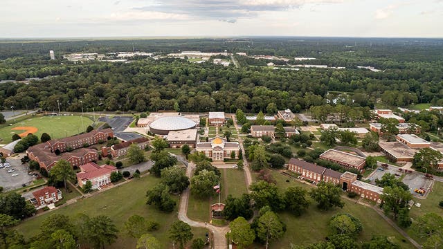 19-year-old charged with carrying rifle on Georgia Southwestern University campus