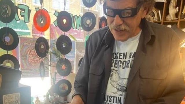Co-founder of Atlanta's iconic Wax 'n' Facts dies at the age of 74