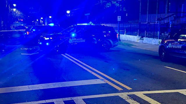 Woman shot in leg early Wednesday morning in SW Atlanta