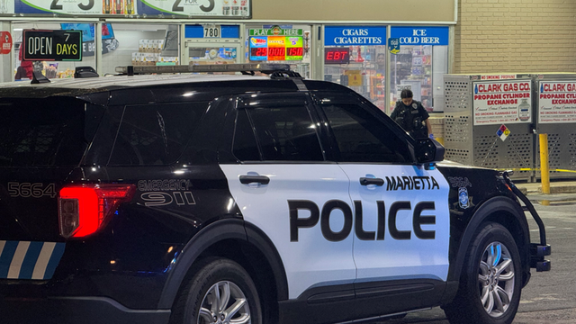 Man shot overnight at Marietta gas station, police say