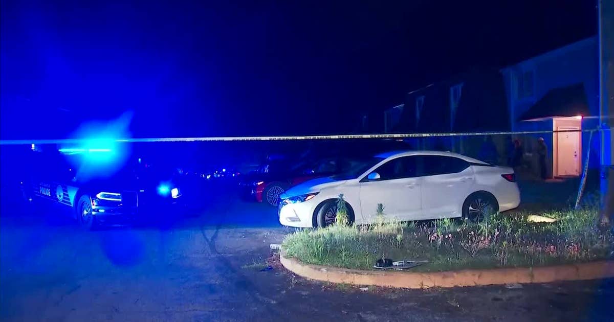 Man found shot to death on patio at SW Atlanta apartment complex | FOX ...