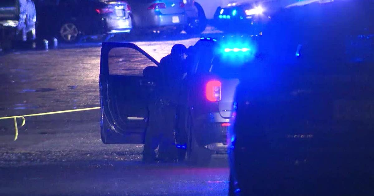 Man shot, killed at troubled Camelot Condos in South Fulton | FOX 5 Atlanta