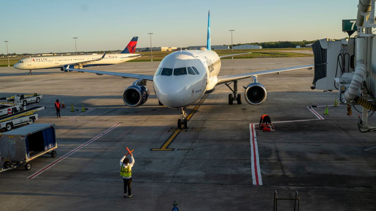 Savannah airport evacuates amid 'security risk'