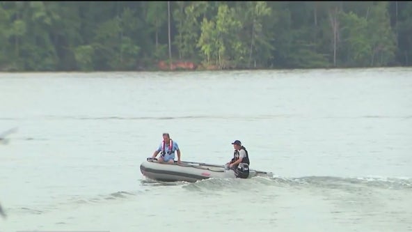 Search for missing kayaker on Lake Lanier