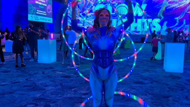 Georgia Aquarium gets a 'glow up' thanks to special summer experience