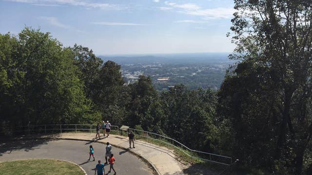 Cars to be banned from Kennesaw Mountain summit road next year