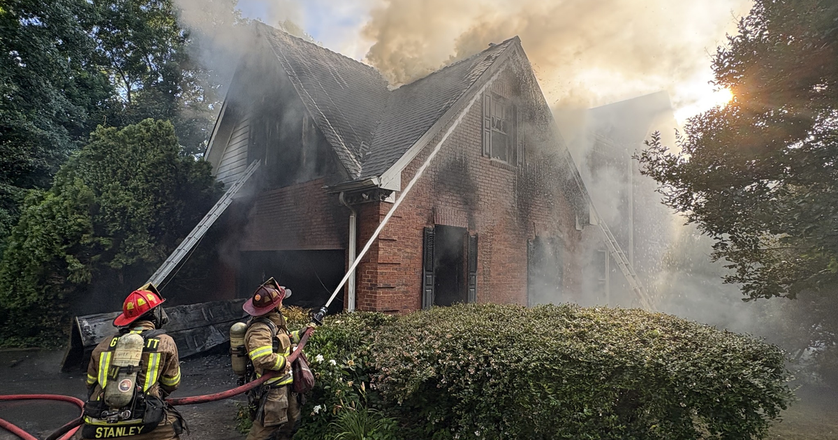 Gwinnett County firefighters battle blaze at Lawrenceville home | FOX 5 ...