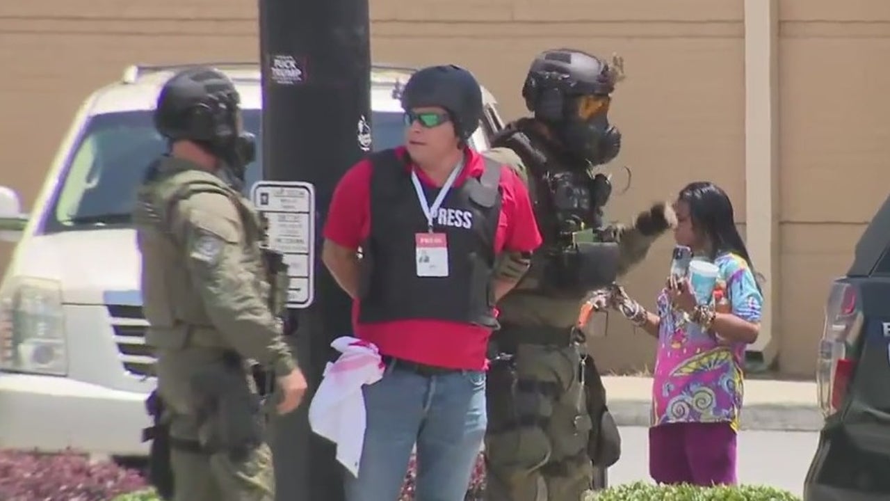 Hispanic journalist arrested during metro Atlanta protests in ICE custody Hispanic journalist arrested during metro Atlanta protests in ICE custody