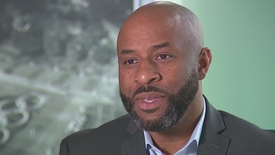 Olu Brown, former pastor and business owner, announces run for Georgia governor