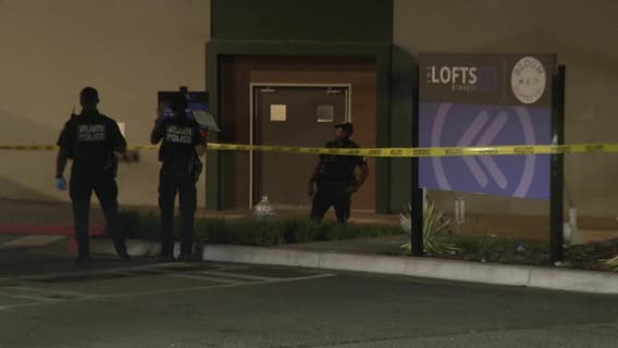 Man rushed to hospital after shooting at Buckhead apartments