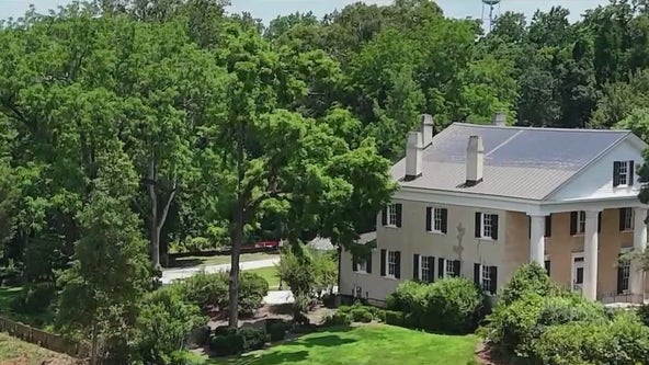 Residents fighting to save Roswell tree on Mimosa Hall property