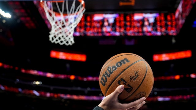 NBA Draft shakeup: Atlanta Hawks draft Derik Queen, trade rights to New Orleans Pelicans