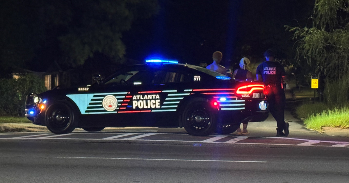 Police arrest suspected gunman after SWAT standoff in SW Atlanta | FOX ...