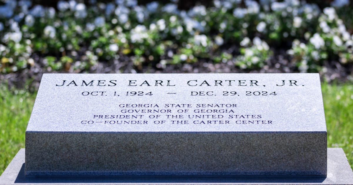jimmy-carter-grave-scaled.jpg?