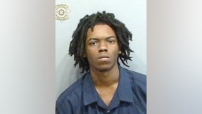 Teen arrested for smuggling contraband into Fulton County Jail Annex