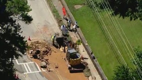 Crews repair water main break on Chamblee Dunwoody Road