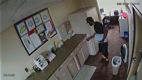Police searching for suspect in SW Atlanta credit union break-in