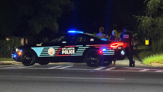 Police arrest suspected gunman after SWAT standoff in SW Atlanta