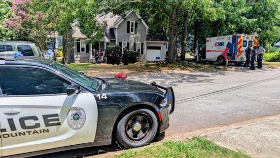 2 Stone Mountain children hurt after 7-year-old fires stolen gun