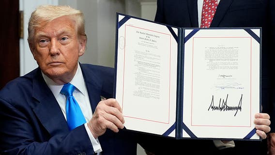 Trump signs Ossoff-backed bill to protect veterans from foreclosure