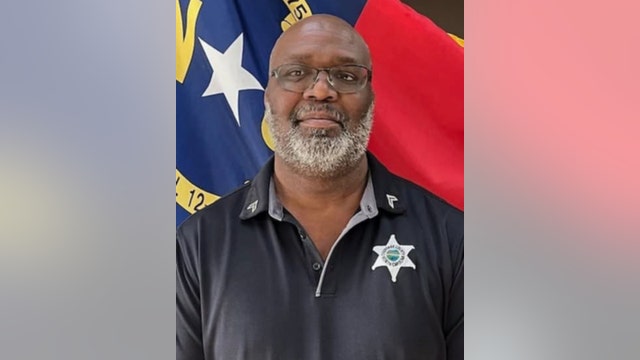 North Carolina detention officer killed; inmate escapes medical transport