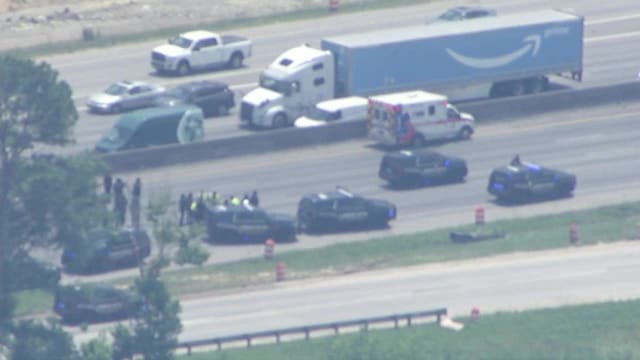 Police chase ends on I-285 after person allegedly points gun at officers