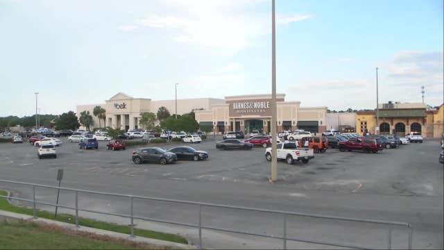 Multiple people injured in shooting at Savannah-area mall