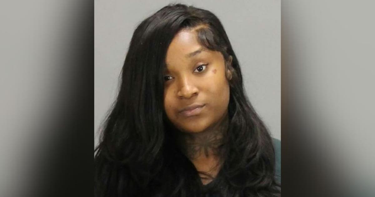 Atlanta rapper Erica Banks arrested with stolen gun at airport | FOX 5 ...