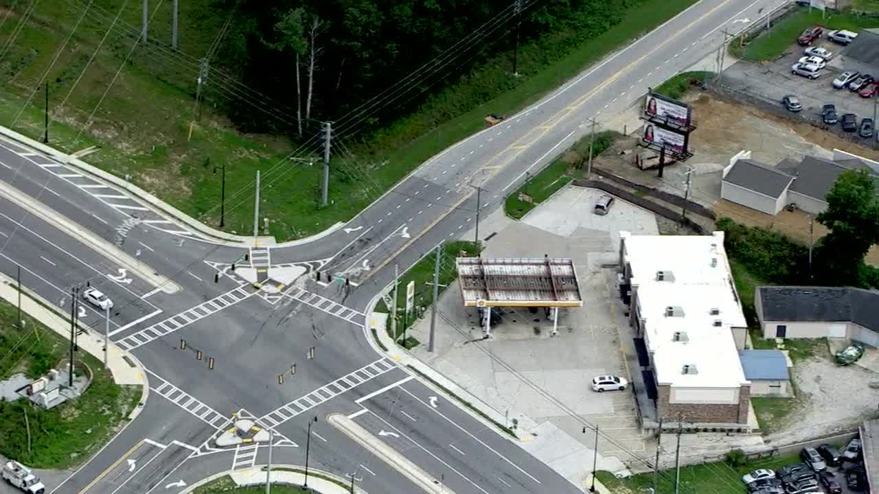 GSP pursuit ends in crash; suspect accused of fighting trooper | FOX 5 ...