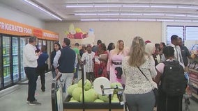 Atlanta Community Food Bank opens new center in Adamsville
