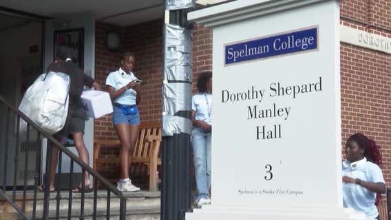 Spelman College welcomes new freshman on Move-In Day