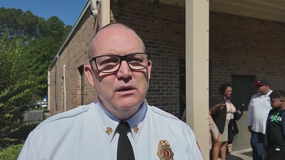 South Fulton residents see cramped police, fire facilities on tour