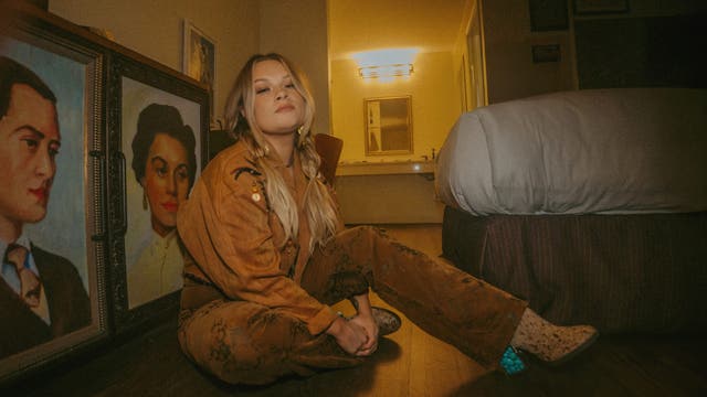 'Dive Bar Beauty Queen' Ashland Craft heading to Atlanta