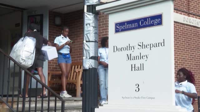 Spelman College welcomes new freshman on Move-In Day