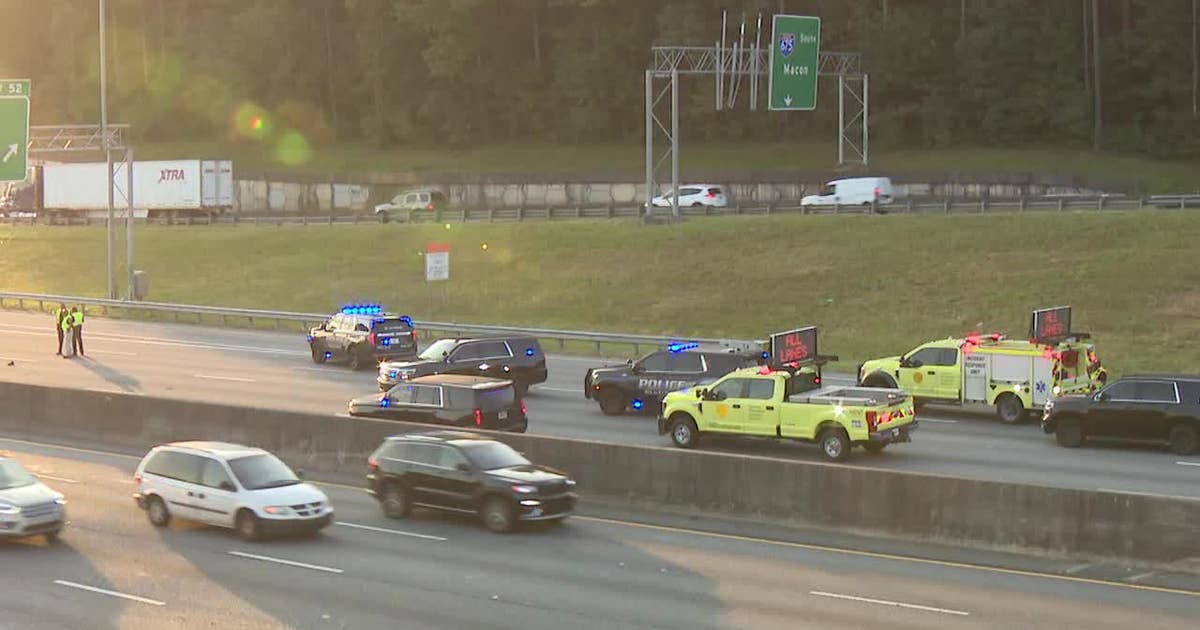 Deadly pedestrian crash sparks chain reaction crash on I-285 in